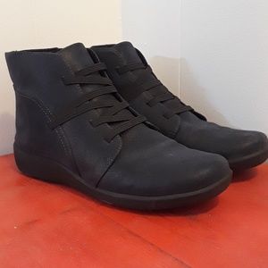 Clarks Cloudsteppers Navy Sz 9.5